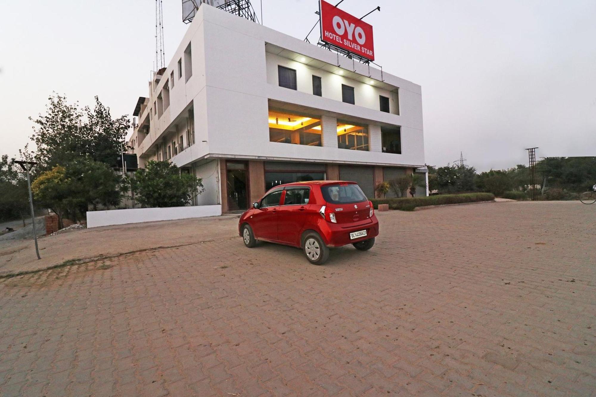 Oyo Hotel Silver Star Behror Exterior foto